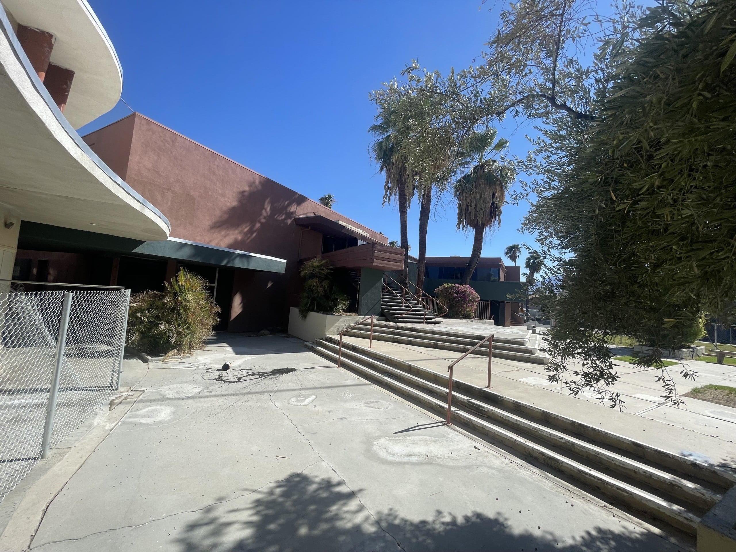 Palm Springs poised to approve $4 million Town & Country purchase for new fire station ⋆ The Palm Springs Post