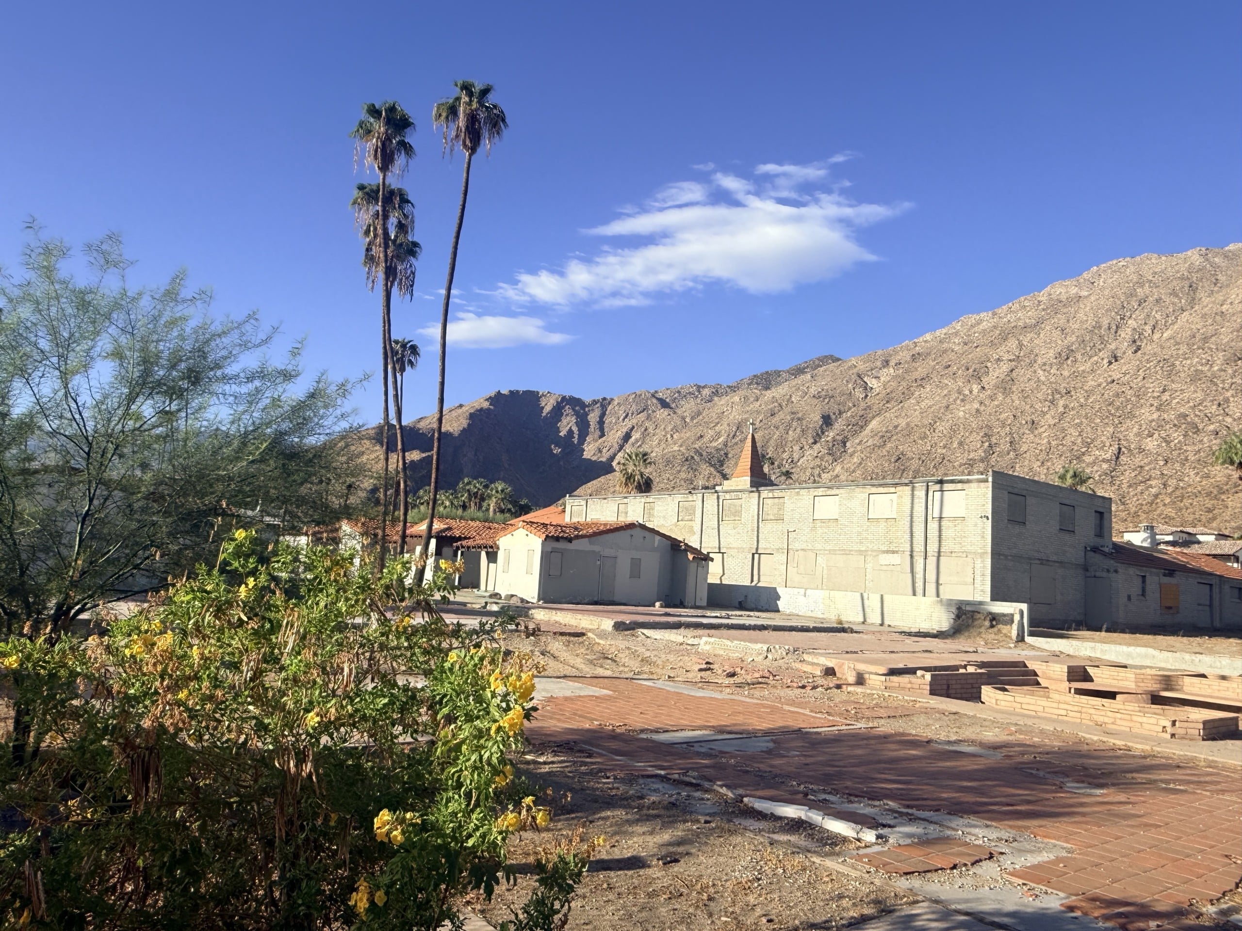 Preservation board delays decision on latest Orchid Tree hotel plans, sends four items back for restudy ⋆ The Palm Springs Post